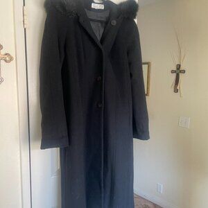 Julia Klein, Size 8, Black Full Length Wool Coat